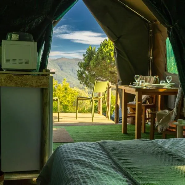 Safari Glamping Portugal Parrot, hotel en Ventosa