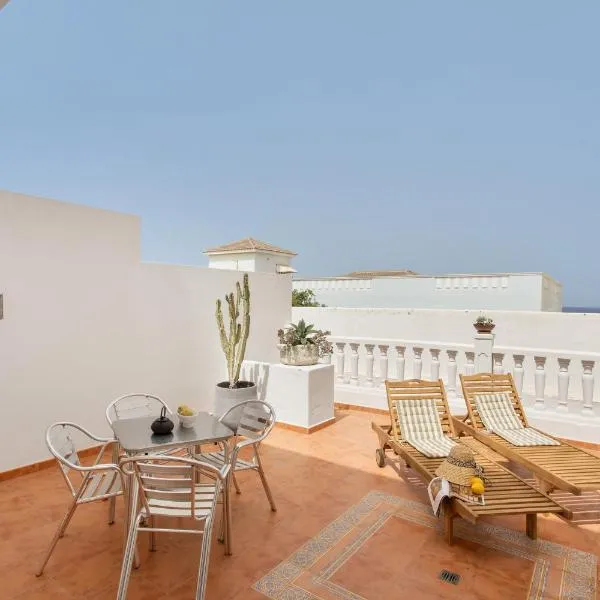 Atlantic Nomad Retreat, hotel in Puerto del Rosario