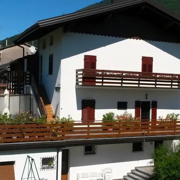 Domus Helios, hotel in Levico Terme