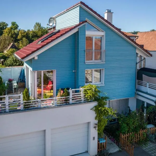 Haus Himmelblick mit privater Sauna, khách sạn ở Sasbach am Kaiserstuhl