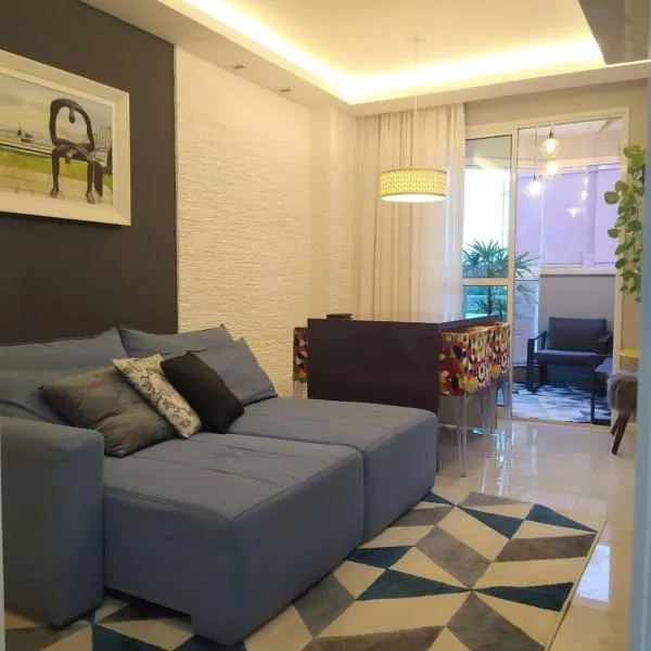 Apto aconchegante, quadra do Mar em Jardim Camburi, ξενοδοχείο σε Βιτόρια