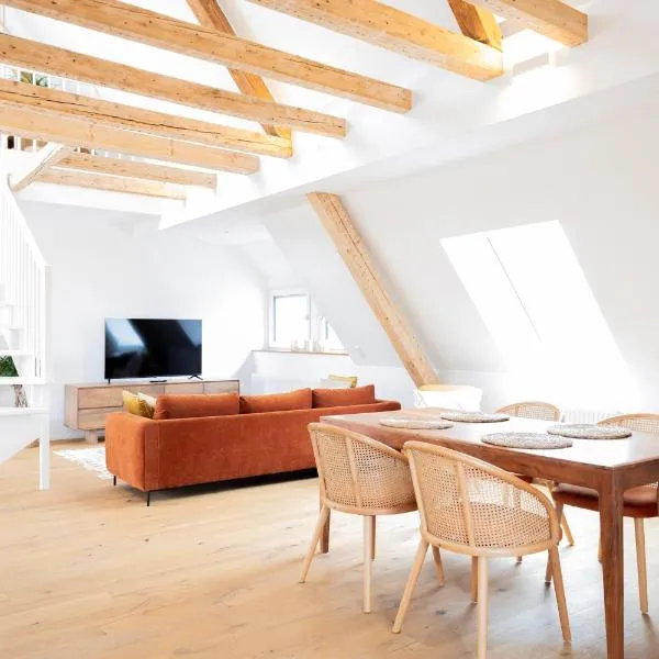 Modernes Maisonette-Apartment mit Terrasse I Augsburg City, khách sạn ở Augsburg