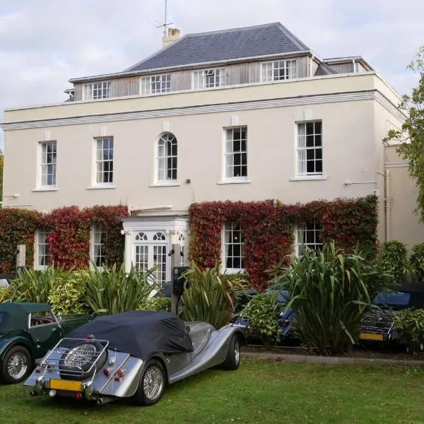 Hunters Moon Hotel、シドマスのホテル