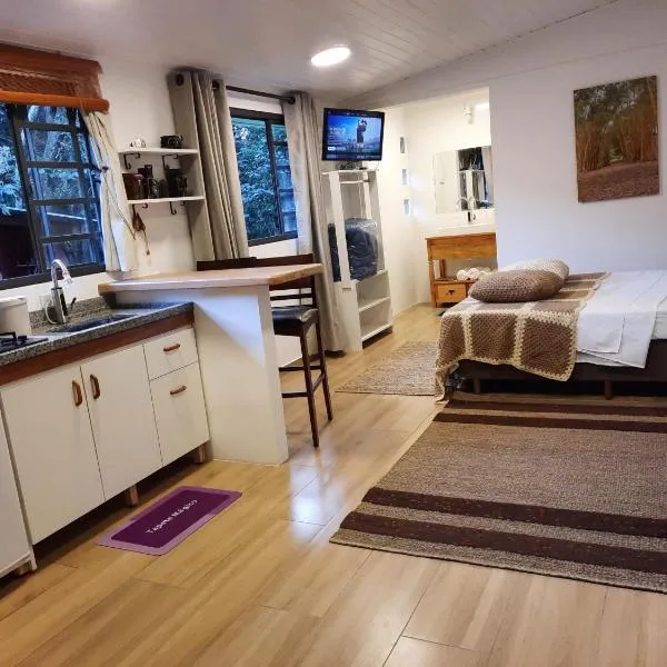 Refúgio na natureza Casa do Tecelão, hotel em Curitiba