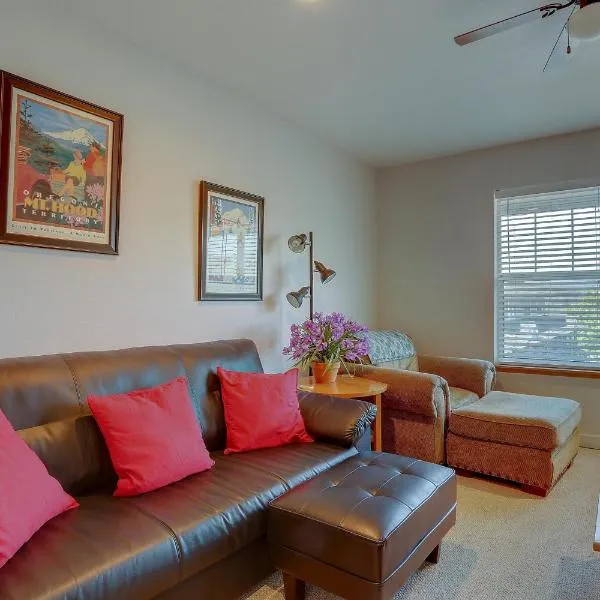 13 Lodge, hotel in Hood River