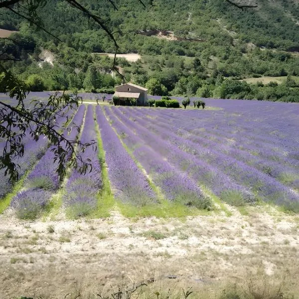 Camping Sainte-Jalle, khách sạn ở Sainte-Jalle