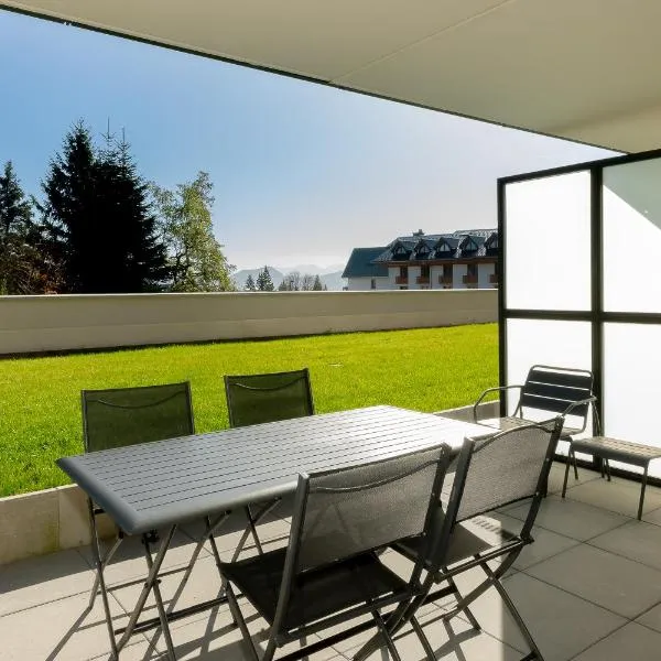 Appartement Gentiane, hotel v destinaci Les Déserts