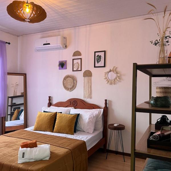 Casa Iririú · Casa exclusiva no terreno com jardim