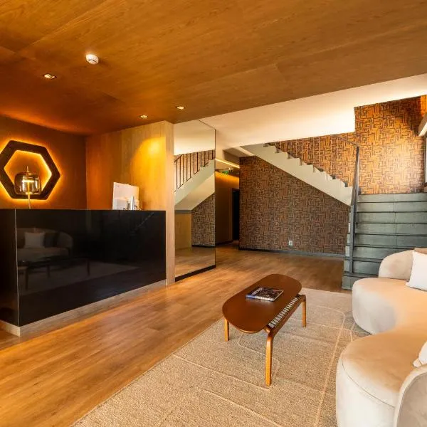 Bravo Hotel، فندق في بونتا دل إستي