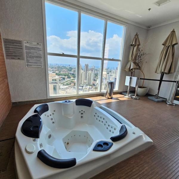 METROPOLITAN BARCELONA, JARDIM GOIÁS, AVENIDA DEPUTADO JAMEL CECÍLIO, AO LADO DO FLAMBOYANT SHOPPING, RESTAURANTES, LAZER COM PISCINA, ACADEMIA E SAUNA, ESTACIONAMENTO GRÁTIS, ENXOVAL COMPLETO DE CAMA E BANHO, LAVANDERIA GRÁTIS, By REI DOS FLATS - Foto 3
