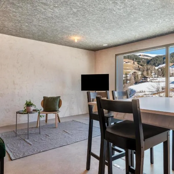 Lena Dolomites Gartensuite, khách sạn ở Villnoss