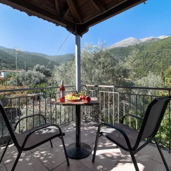 Krinos apartment 2, hotel in Kharadhiátika