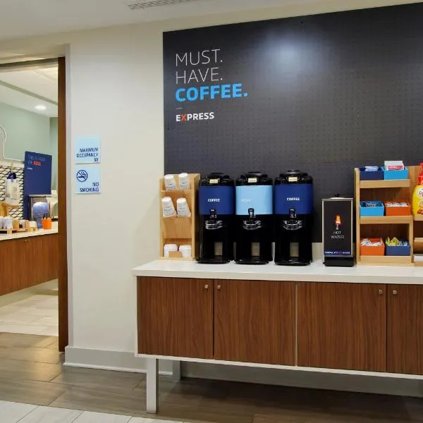 Holiday Inn Express & Suites Bonham by IHG, hotel in Bonham