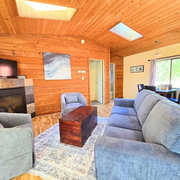 Cottages at Little River Cove, hotel in Little River