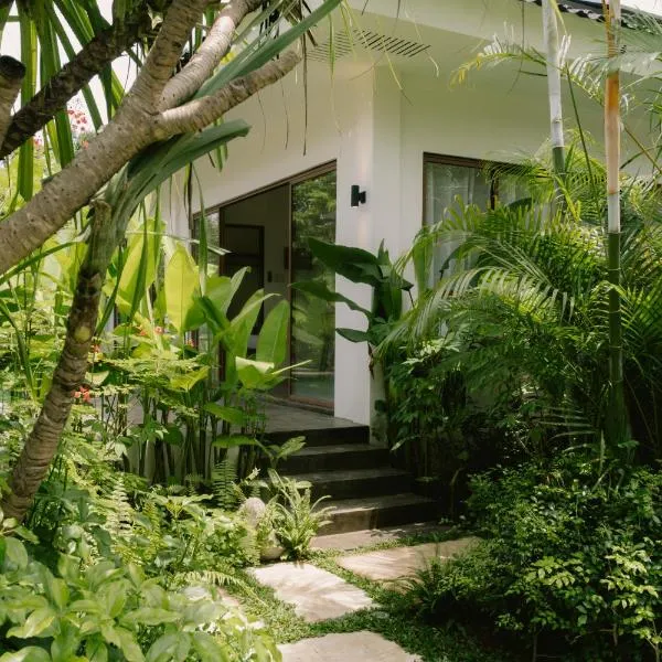 Ananda House, hotel en El Nido