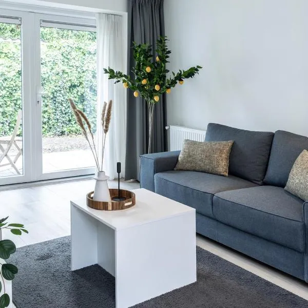 Family-friendly Apartment With Garden & Parking, hotel in Eindhoven