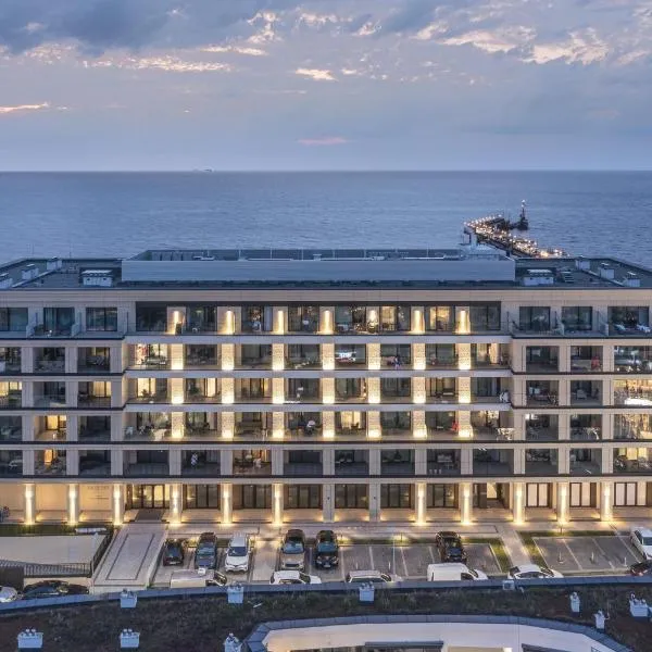 Baltic View Resort & SPA, a member of Radisson Individuals، فندق في مينززدرويه