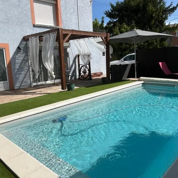 La casemate, hotel in L'Isle-sur-la-Sorgue