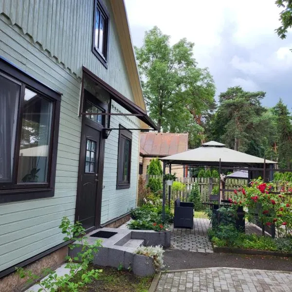 Guest House Sunny, hotel in Jūrmala