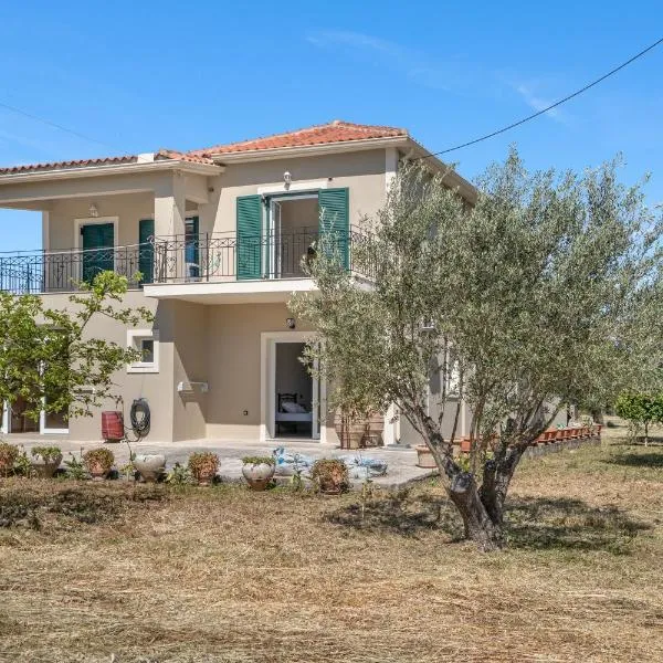 Panagis Apartments, hotel in Argostoli