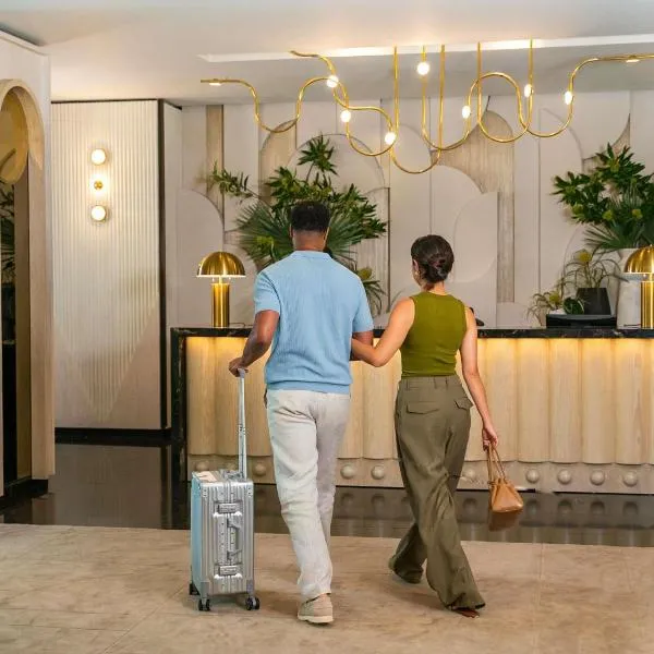 Hotel Sofitel Los Angeles at Beverly Hills, hotel in Los Angeles