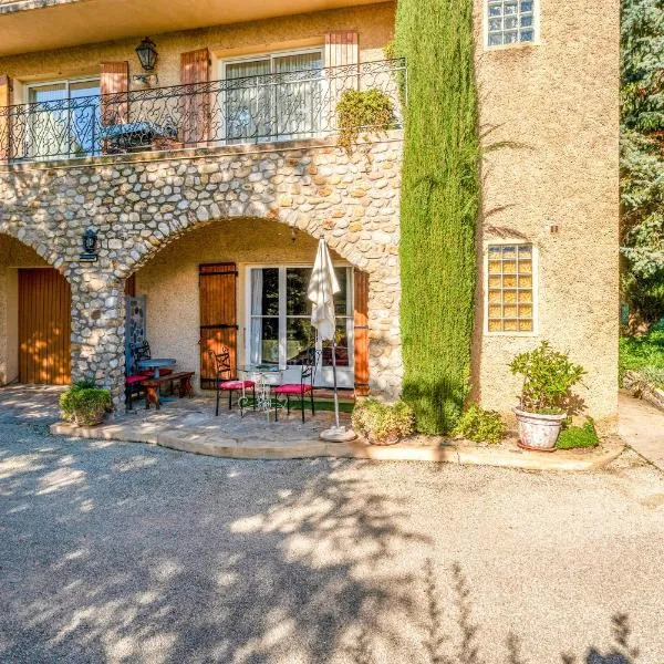 Gîte Le Séguret, hotel in Entrechaux