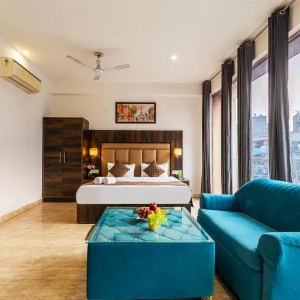 Hotel Velvet Crown Airport Stay WIth- Free Airport Pickup Delhi Airport، فندق في نيودلهي