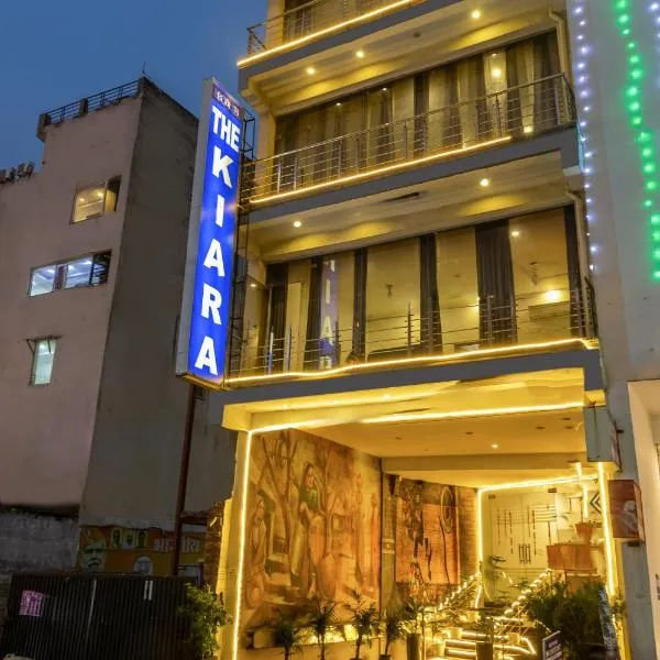 HOTEL THE KIARA WITH - Free Airport Pickup Delhi Airport, hotel in New Delhi
