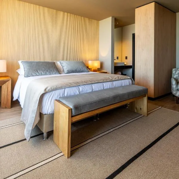 Bravo Hotel，位于埃斯特角城的酒店