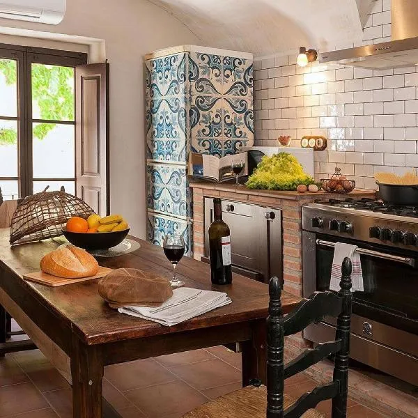 Ventalló에 위치한 호텔 VentallóLEscala. WiFi. Rooftop w stunning views