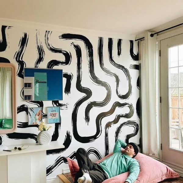 #Le80ies - Downtown Rooftop - Free shuttle to ski Mountain, ξενοδοχείο στο Μοντ Τρεμπλάν