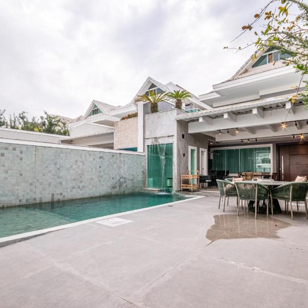Casa p/ 11, piscina e churrasqueira perto da praia - Foto 2