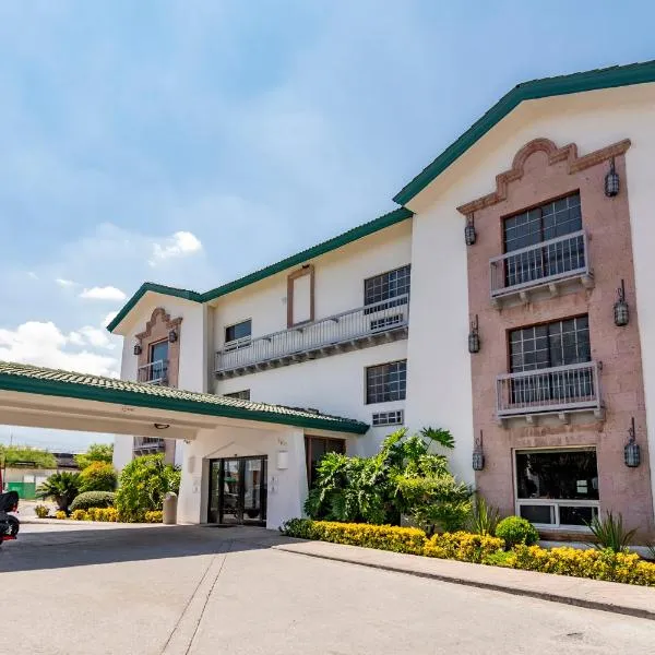 Quinta Dorada Hotel & Suites, hotel en Saltillo