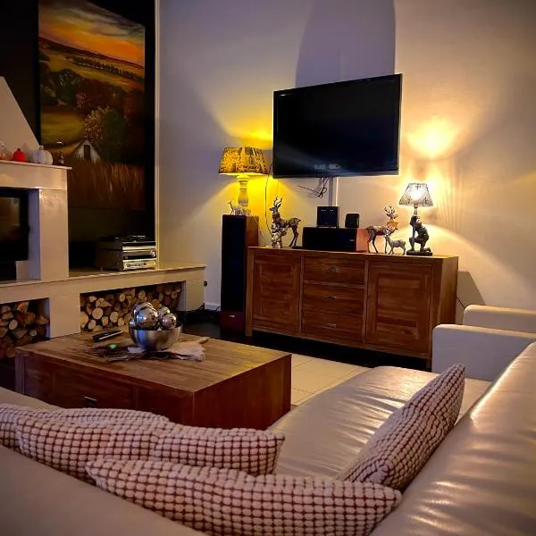 Bikeaway Guesthouse, hotel in Kereki