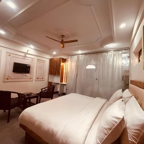 Quiet Edge Resort A Luxury Room With Balcony By Anvi Retreat, hotel v destinaci Nainital