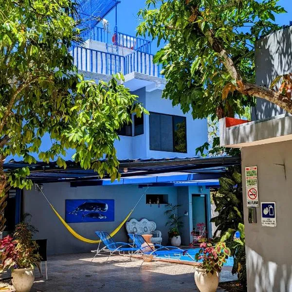 The Blue Eco Lodge, hotel in Valladolid