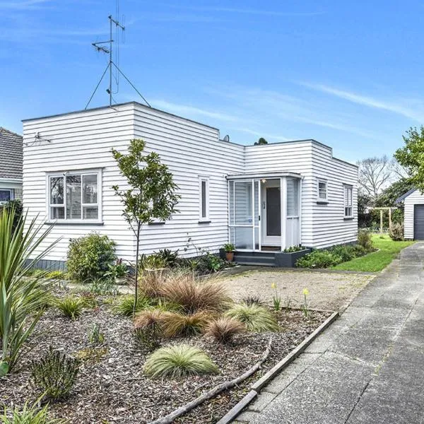 Boxed Bliss on Fox，位于汉密尔顿的酒店