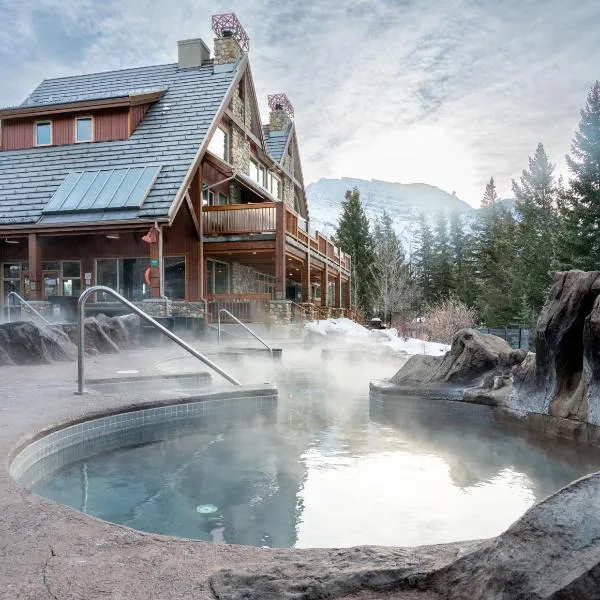 The Hidden Ridge Resort, hotel in Banff
