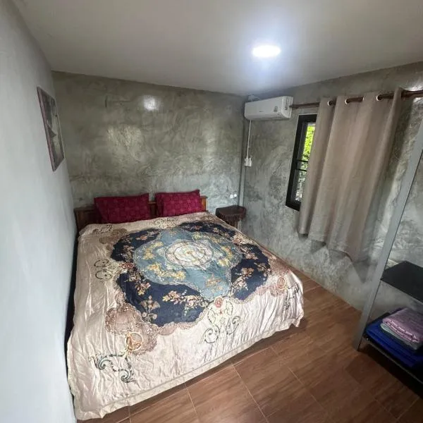 NADOHN-Homestay, hotel en Ban Nam Lai Ta Tum