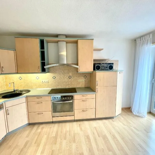 Im Zentrum von Ludwigslust entspannt wohnen, Entdecken Sie den Park und das Schloss oder Schwerin mit seinem Weltkulturerbe und die nahegelegene Ostsee, hotel in Ludwigslust