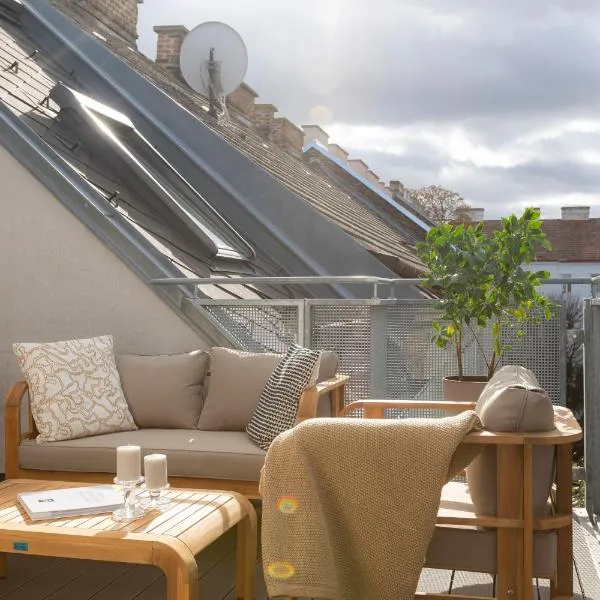 ROOF No 51 - Superior Sky Suite with Terrace and AC, hotel en Viena