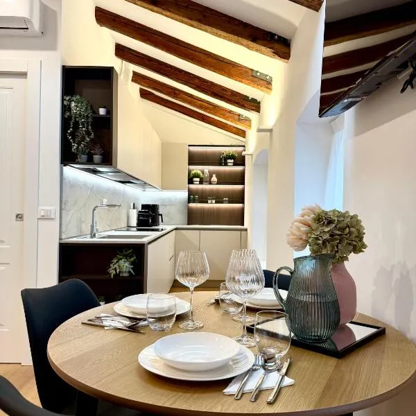 Apartment Ghiberti 6, hotel i Trieste