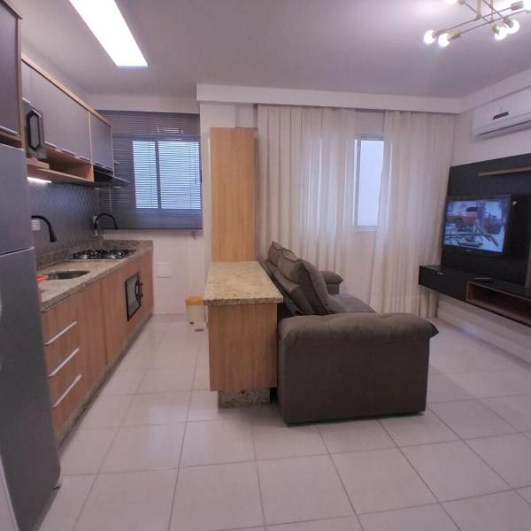 Clube do Mar-rua 224-Itapema Meia Praia Apt 102 B