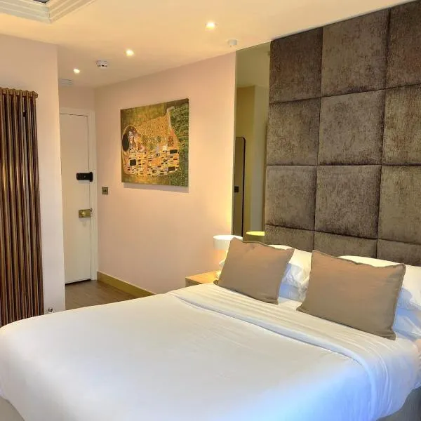 Melbury Rooms & Studios, отель в городе Эксетер