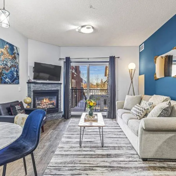 Perfect Rockies Escape with Pool, Hot Tub and Gym, hotel en Canmore