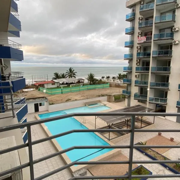 Departamento frente al mar edificio Arena Plaza、トンスパのホテル