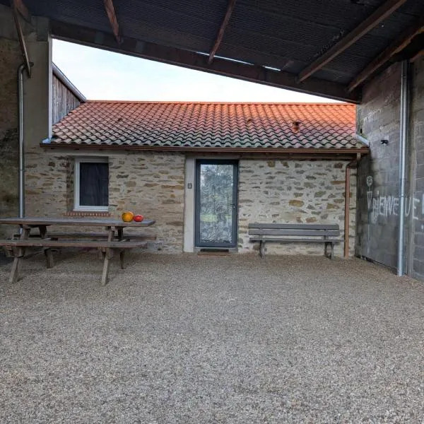 Cottage tout confort neuf au calme 6p WiFi, hotel in Chaumes en Retz