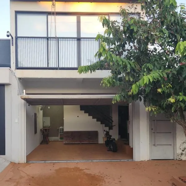 Private Suíte Zitinhus 1 a 5 pessoas, hotel v destinaci Andradina