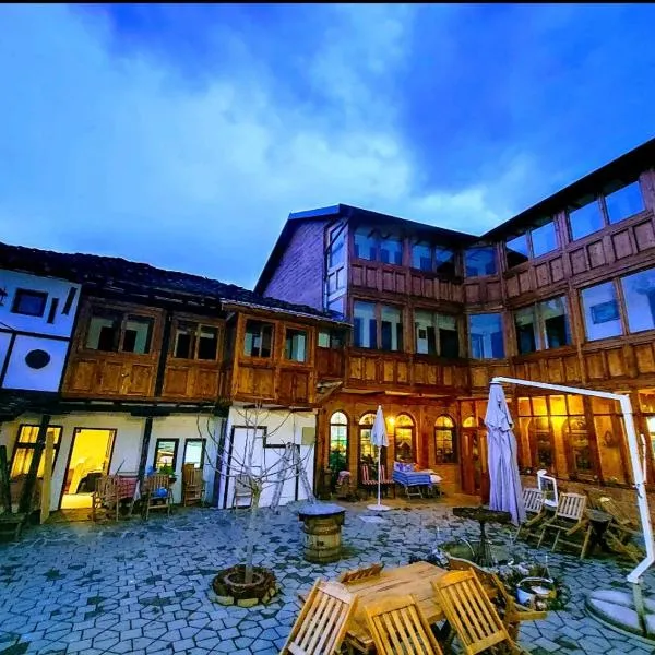 Etno kuca Petrovic, hotel Štrpcében