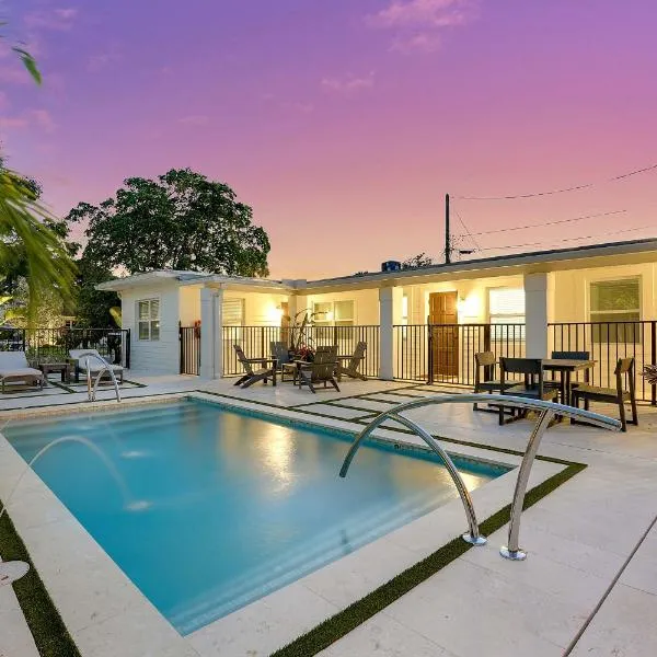 New Studio Apartment w Kitchen - A, отель в Уэст-Палм-Бич